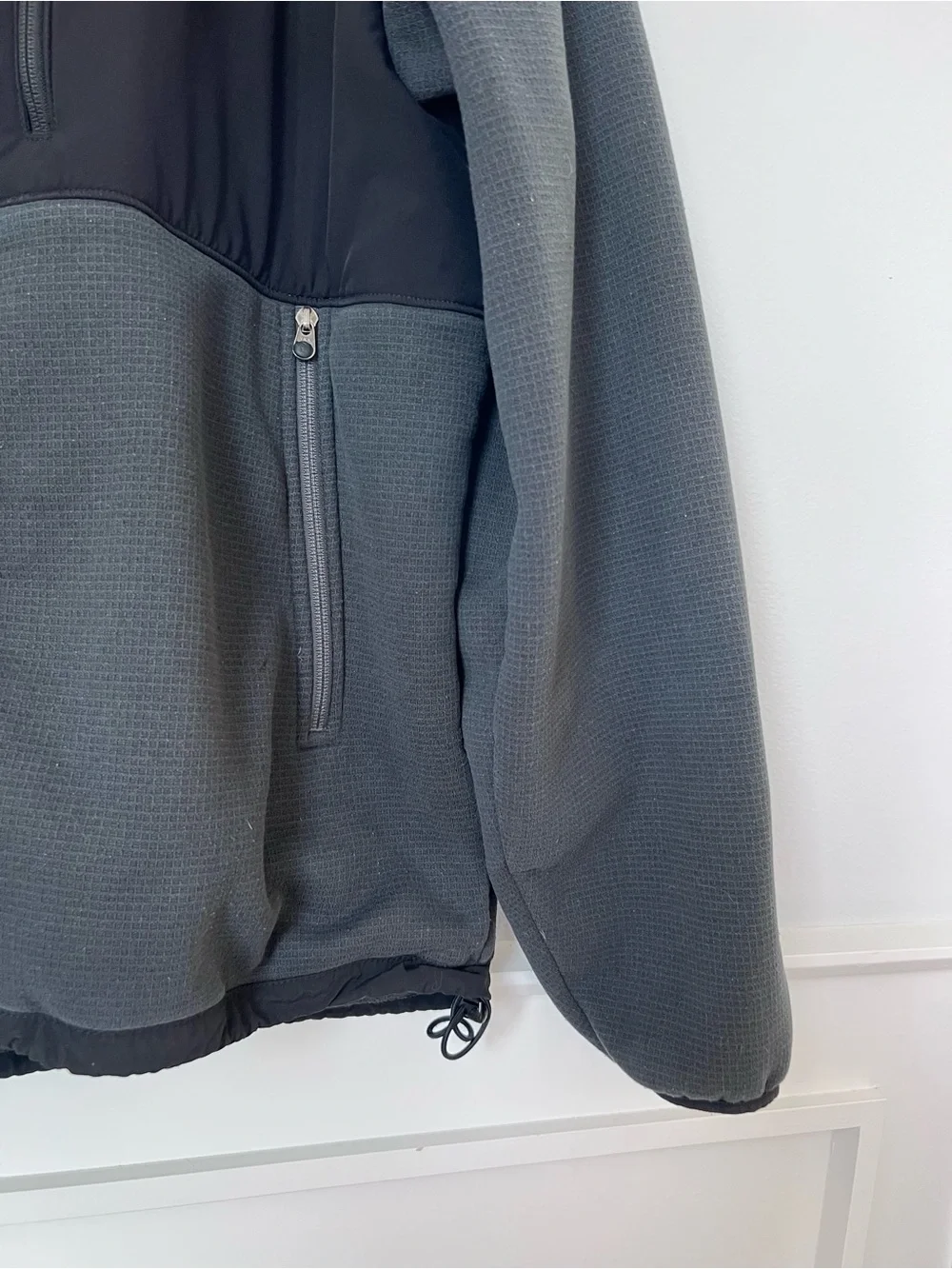 The North Face Men's Black and Gray Softshell Fleece Vintage Jacket XL-T